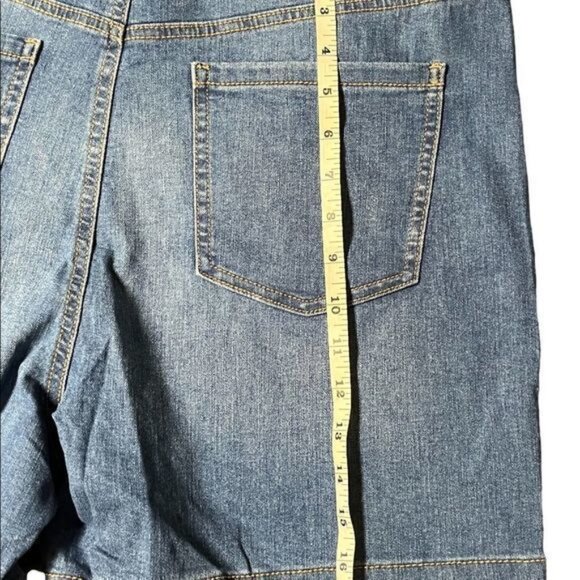 Gloria Vanderbilt Amanda Jean shorts size 14 short length high rise‎ NWT - Picture 4 of 5